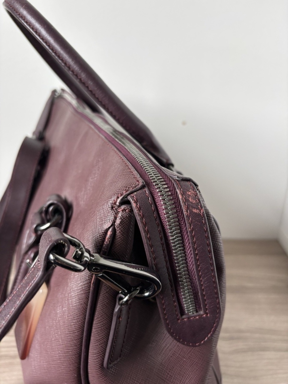 Tumi Villa Purple Leather Handbag Tote Bag Laptop Travel Purse 73126 Authentic❤️ - Picture 4 of 16